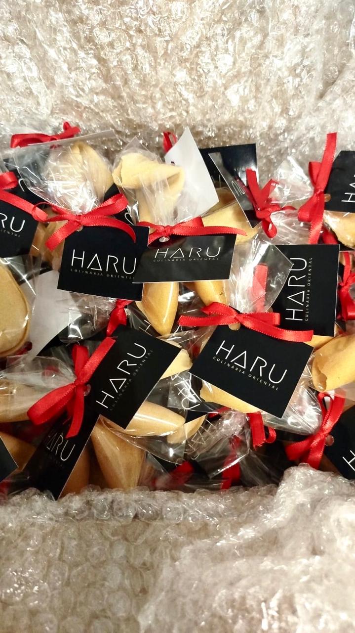Biscoitos da sorte personalizados para Haru Culinária Oriental